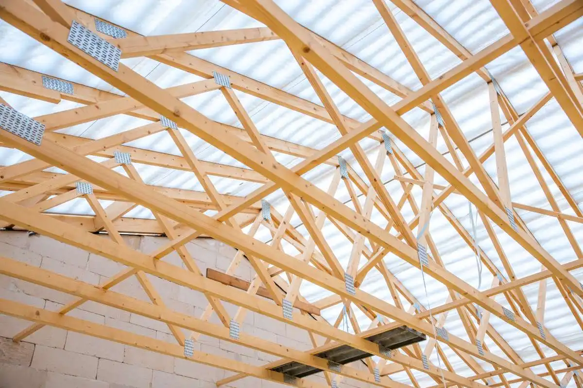 Fink truss roof structure showing top chords, bottom chords and W-shaped webbing