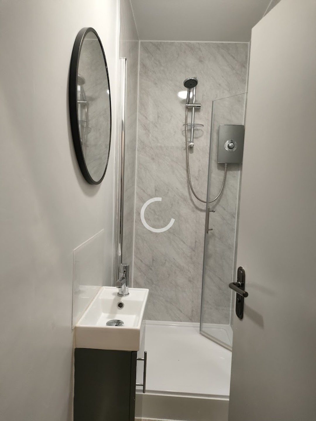 Pub to 9-Bed HMO Conversion in Wigan - Shower room after